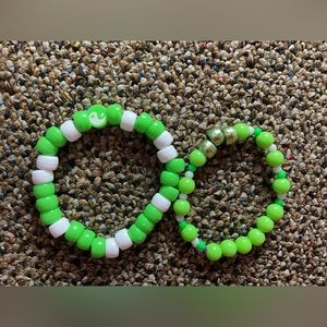 Spinach green bracelet set